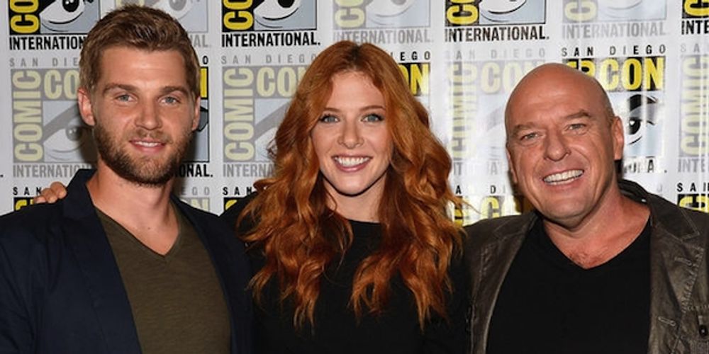 Under-The-Dome-Comic-Con-2014-1