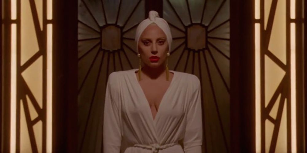 american-horror-story-hotel-lady-gaga-banner-1