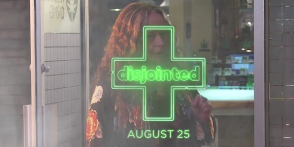 Disjointed: Kathy Bates regala droghe leggere nel trailer della comedy ...