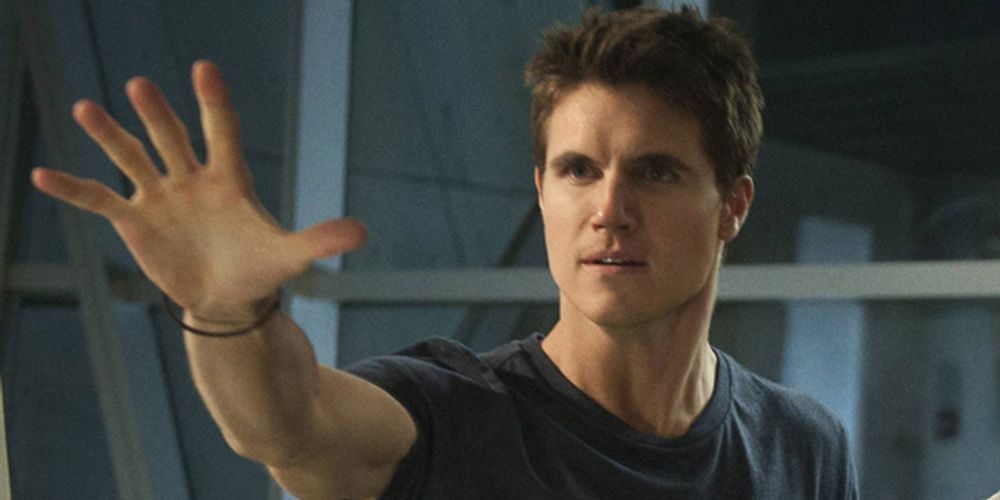 robbieamell