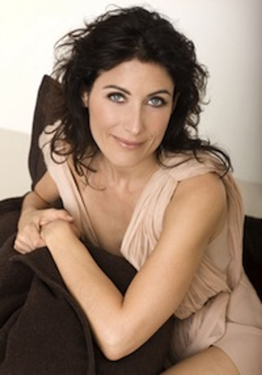 lisa-edelstein-200_001