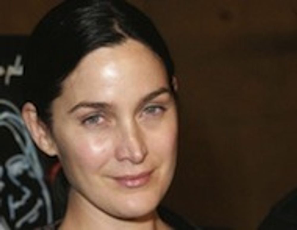 Carrie-Anne-Moss190