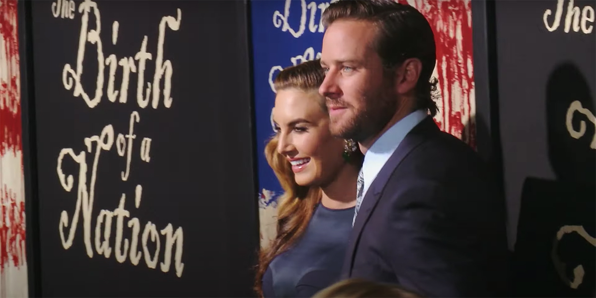 Elizabeth Chambers e il "trauma" causato dall'ex marito Armie Hammer