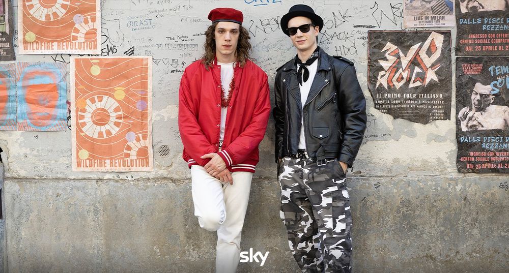 sydney-sibilia-883-2