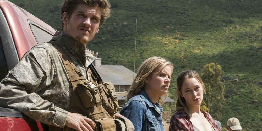 fear-the-walking-dead-troy-alicia