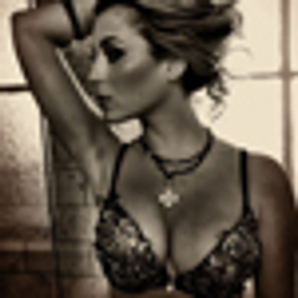alexa-vega-full copia