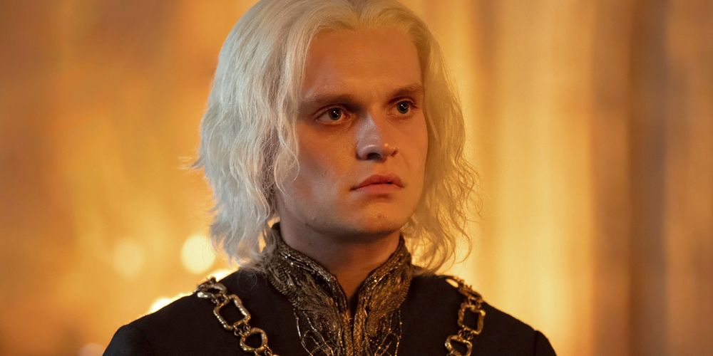 hunger-games-tom-glynn-carney
