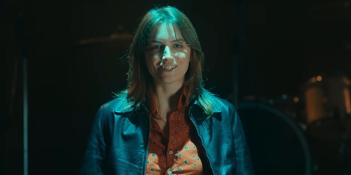 Sei nell'anima: il trailer e il poster del film Netflix sulla vita di ...