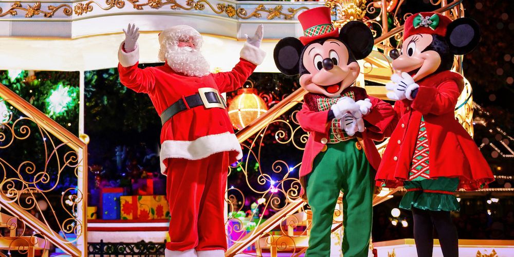 2-disneyland-paris-xmas-santa-mickey-minnie