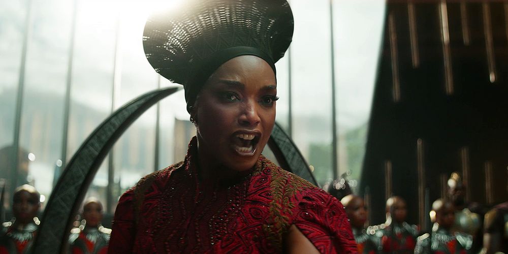 black-panther-wakanda-forever-angela-bassett